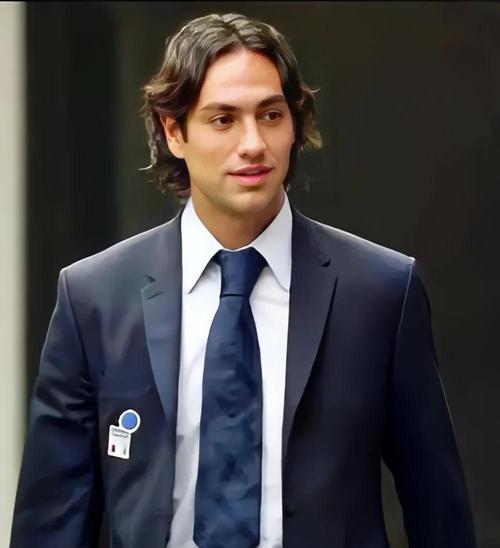 内斯塔：希望拥有安帅从容不迫的气质 范迪克是目前最强后卫