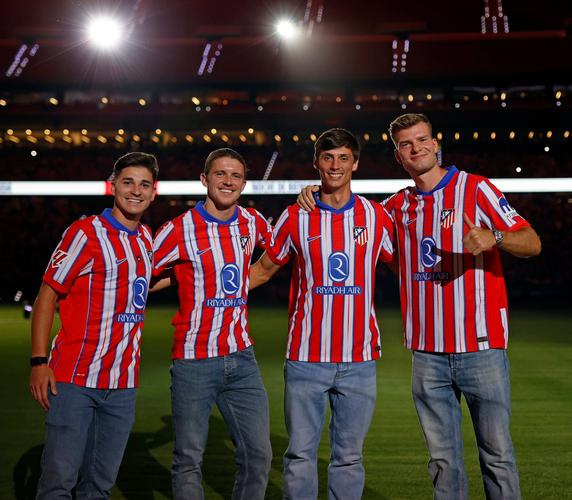 马卡：勒诺尔芒深得德拉富恩特喜爱，他总共为西班牙出战1932分钟