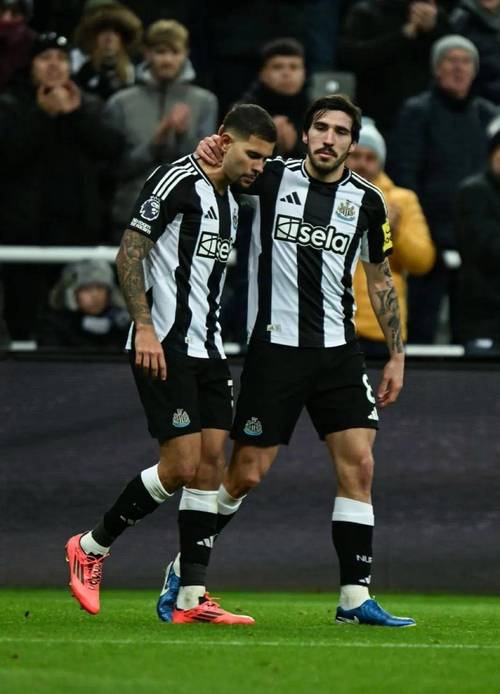 莫雷托：托纳利几乎不可能在明年1月离队，目前最关注他的是尤文