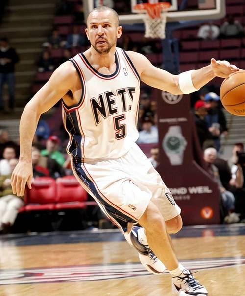 详细阅读:基德:我们不能再一直对投篮球员犯规了 这是球队的一个坏习惯 基德:我们不能再一直对投篮球员犯规了 这是球队的一个坏习惯