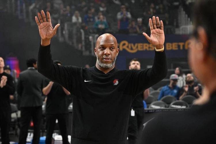 详细阅读:Shams:罗齐尔&比卢普斯停职期间薪水不发 将暂扣在第三方账户 Shams:罗齐尔&比卢普斯停职期间薪水不发 将暂扣在第三方账户