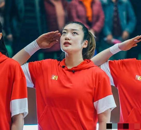 详细阅读:离冬奥会开幕还有100天!李梦:不同的赛场 同样的拼搏 离冬奥会开幕还有100天!李梦:不同的赛场 同样的拼搏