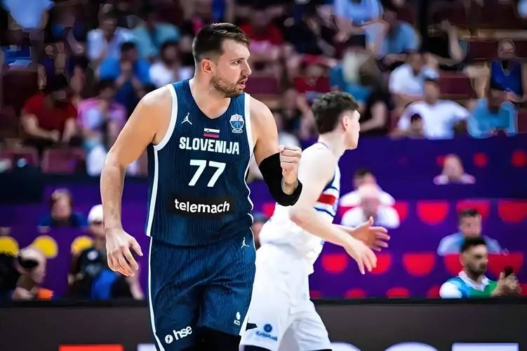 NBA杯战灰熊！队记：东契奇与斯玛特状态已升级为大概率出战