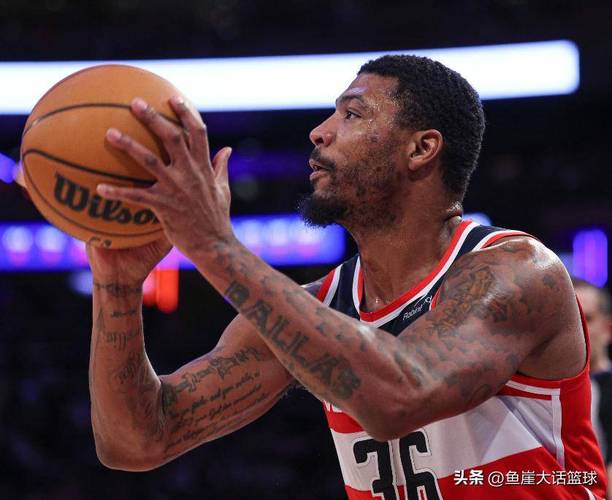 详细阅读:此前因伤连续缺阵两场!斯玛特:我今天很有可能出战 此前因伤连续缺阵两场!斯玛特:我今天很有可能出战