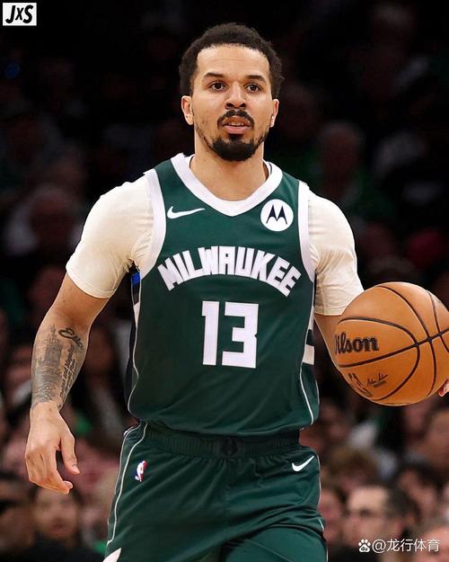 详细阅读:不敌雄鹿突出问题?科尔:沟通不畅 临场调整不好 失误是致命伤 不敌雄鹿突出问题?科尔:沟通不畅 临场调整不好 失误是致命伤