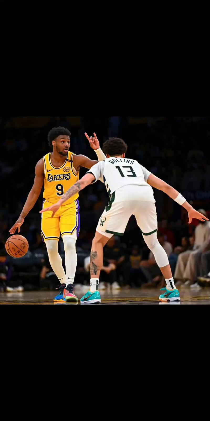 详细阅读:还是稚嫩!布朗尼一条龙反击上篮 遭遇维金斯追身钉板大帽 还是稚嫩!布朗尼一条龙反击上篮 遭遇维金斯追身钉板大帽