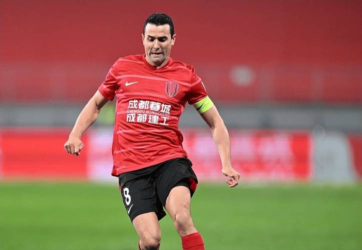 周定洋：在亚冠拿下我们第一个客场积分，为拼搏的小伙子自豪