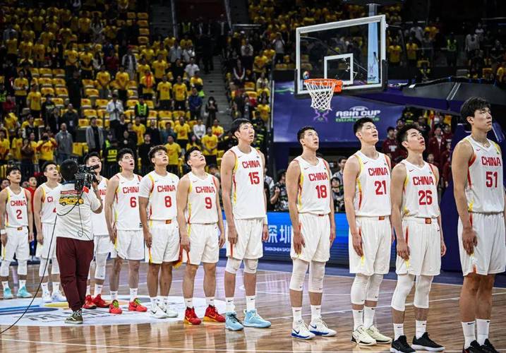 详细阅读:周琦替补!四川全运男篮首战对阵湖北 胡金秋&孙铭徽领衔首发 周琦替补!四川全运男篮首战对阵湖北 胡金秋&孙铭徽领衔首发