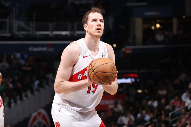 缺席了3场!猛龙迎战雄鹿!珀尔特尔复出&有出场时间限制