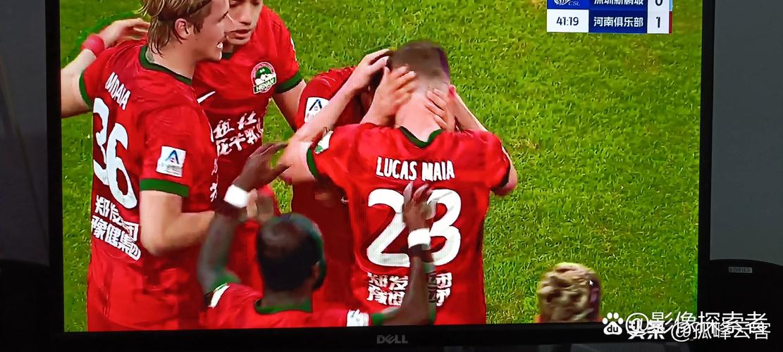 详细阅读:马赛冤!埃德森禁区内手球未判点,随即亚特兰大远射绝杀 马赛冤!埃德森禁区内手球未判点,随即亚特兰大远射绝杀