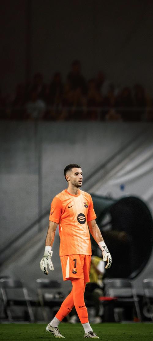 详细阅读:队报:巴黎圣日耳曼有意巴萨后卫加西亚,希望在冬季转会期引进他 队报:巴黎圣日耳曼有意巴萨后卫加西亚,希望在冬季转会期引进他