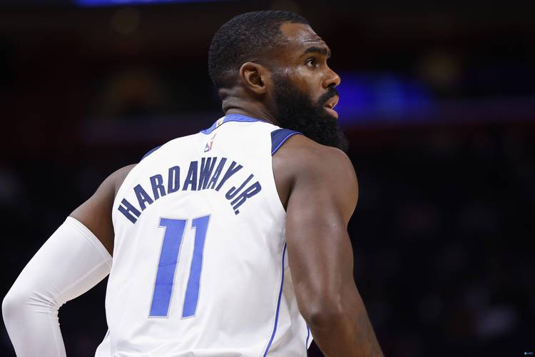 神经刀!小哈达威半场5记三分轰下17分1篮板 次节独得12分